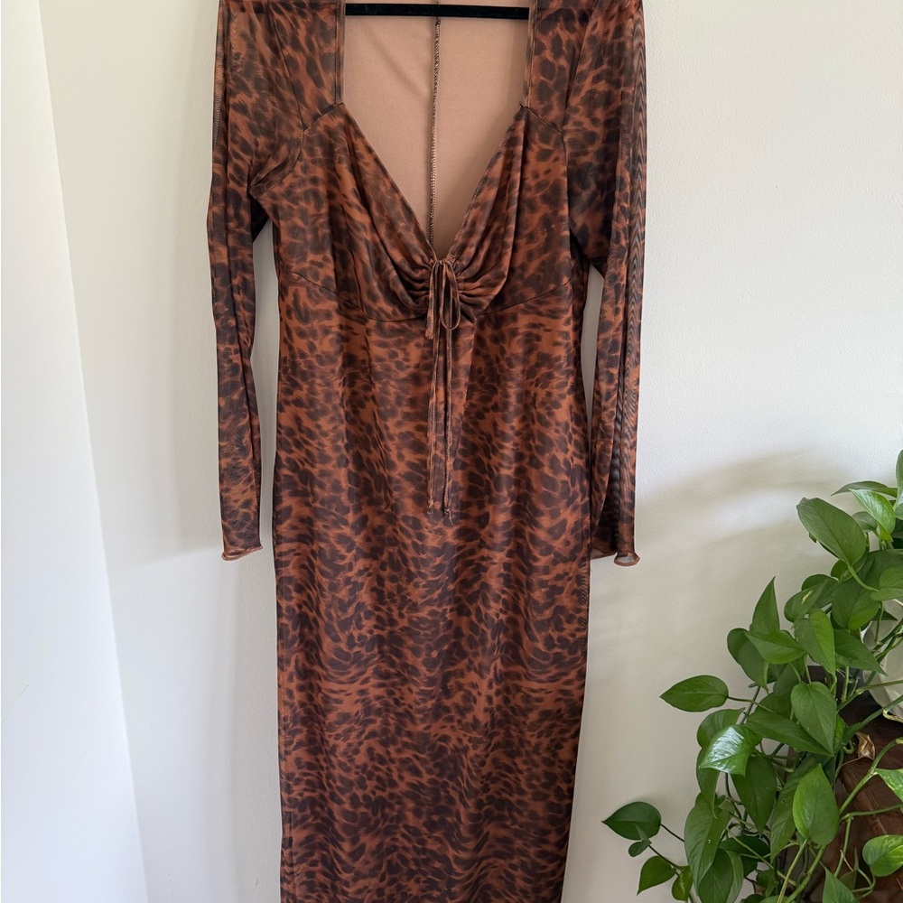 Boohoo Brown Leopard Print Long Sleeve Maxi Dress